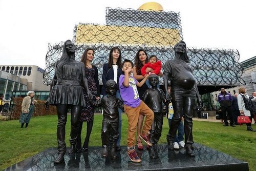 Real-Birmingham-Statue-7[1]