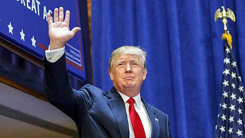 donald-trump-waving-6001