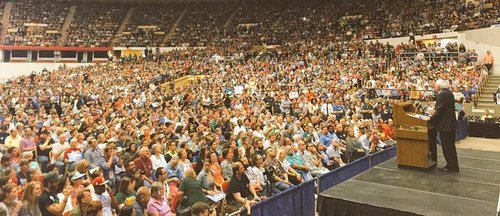 bernie-sanders-large-crowd2