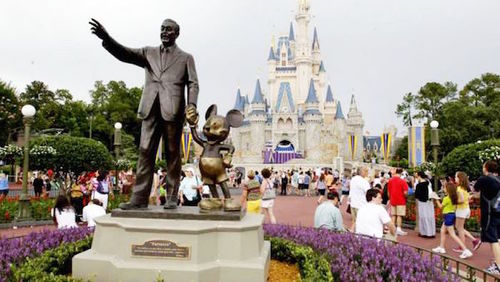 DisneylandMickeyWaltStatue