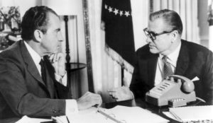 nixonmeetsrockyinovaloffice-300x174