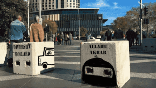 SquareDiversityBollards