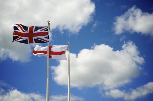 Union_Flag_and_St_Georges_Cross-768x509