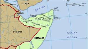 Somalia-map-features-locator_1_