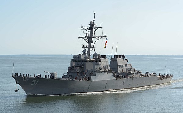 600px-130920-N-NX070-025_-_USS_Arleigh_Burke__DDG-51__1_