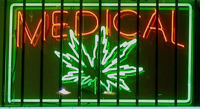 640px-Medical-marijuana-sign_1_